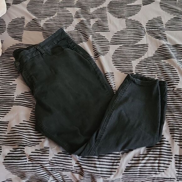 Rue 21 Size 20s Womens Black Mid Rise Jegging - Picture 2 of 3